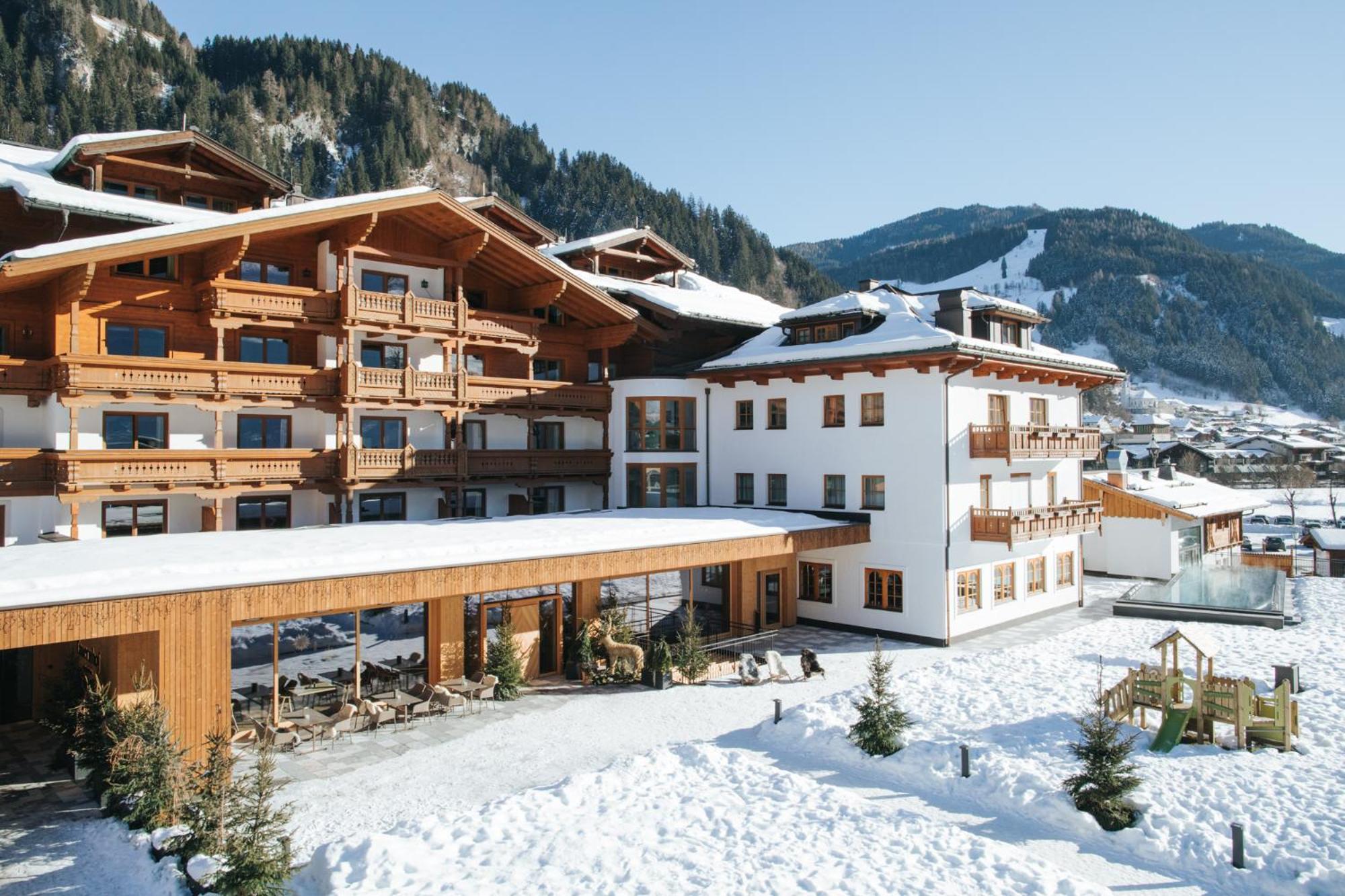 Hotel Tauernhof 4*